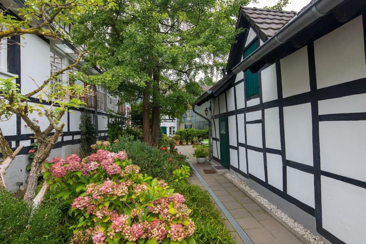 Ferienhaus Im Fachwerkhof 'Haus In Bewegung' Seelscheid Esterno foto