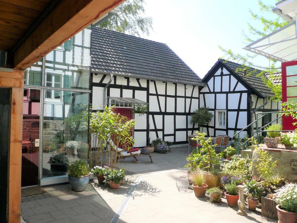 Ferienhaus Im Fachwerkhof 'Haus In Bewegung' Seelscheid Esterno foto